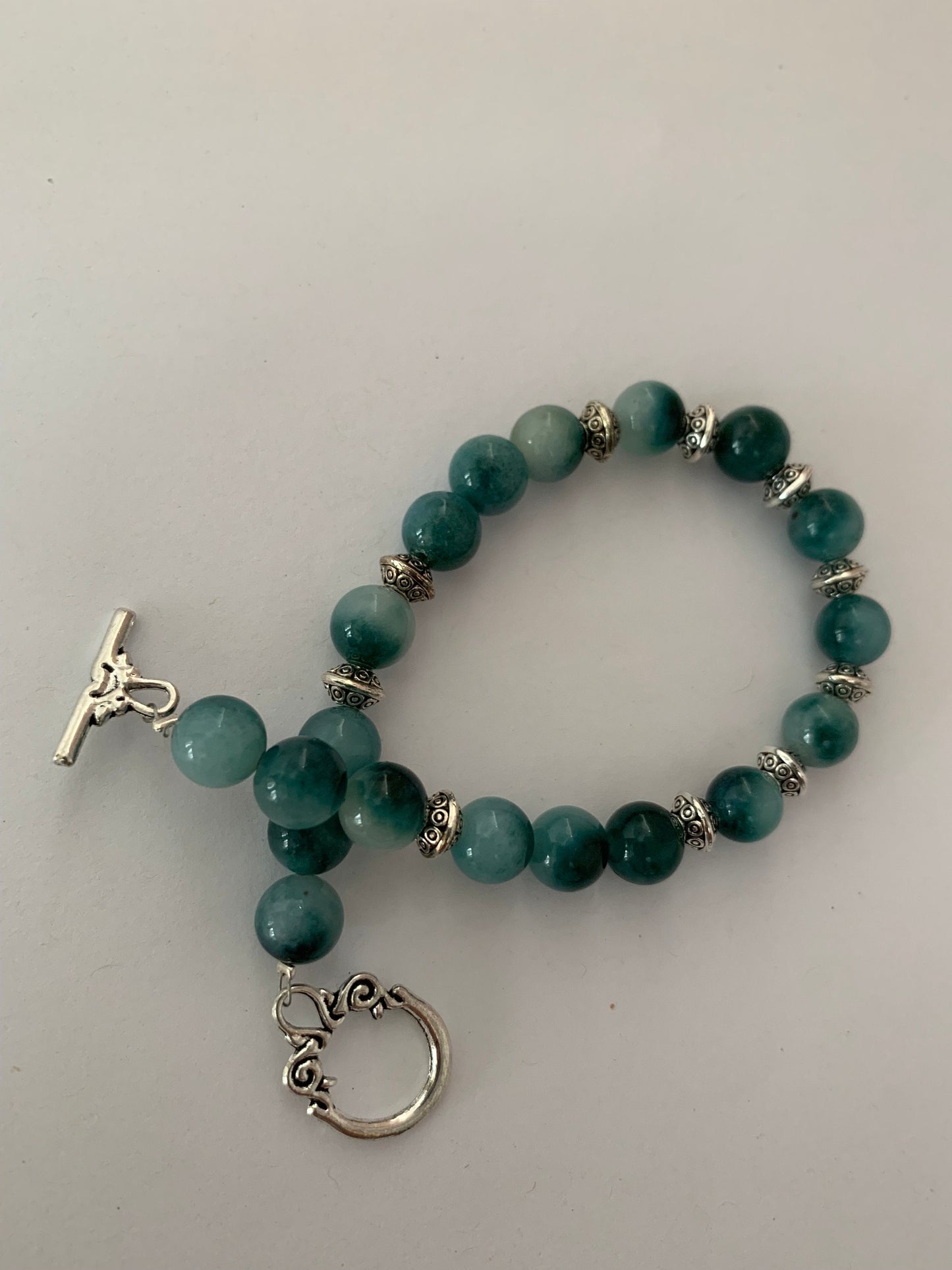 Teal jade and silver bracelet