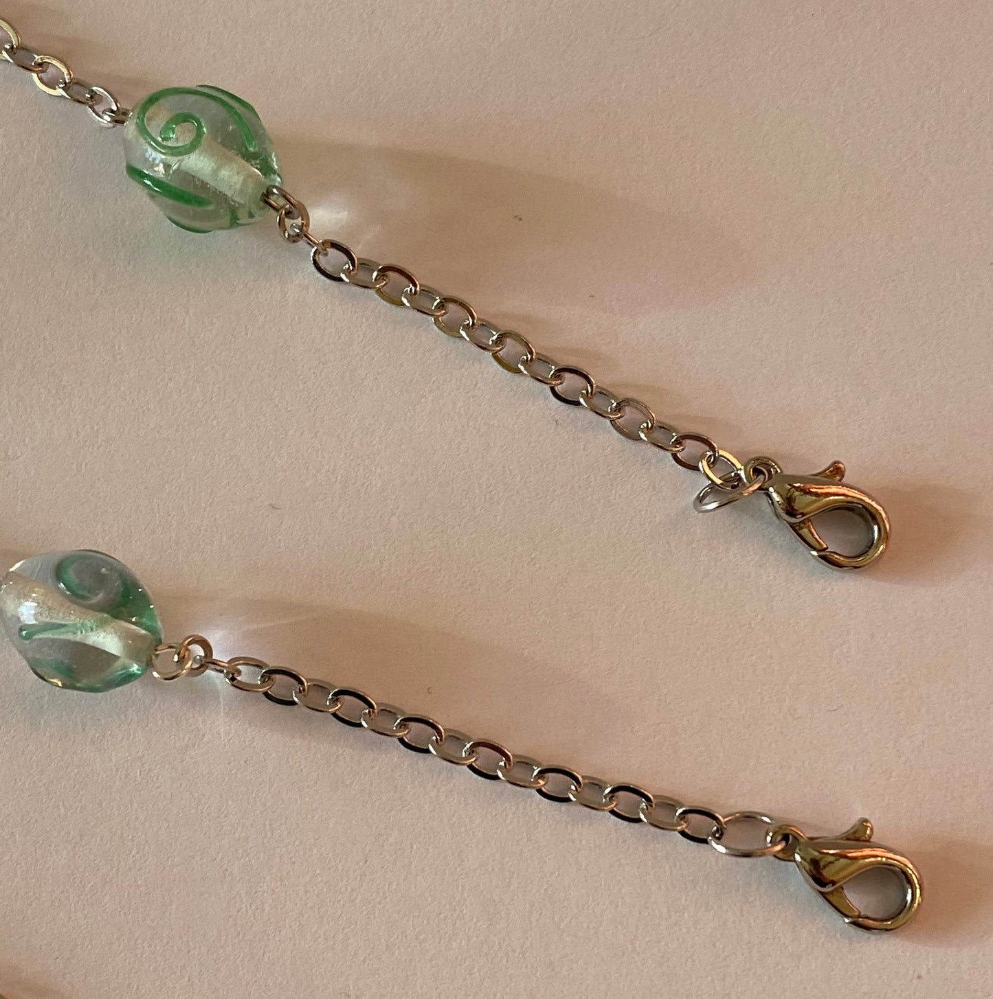 Eyeglass chain in silver with lampwork glass