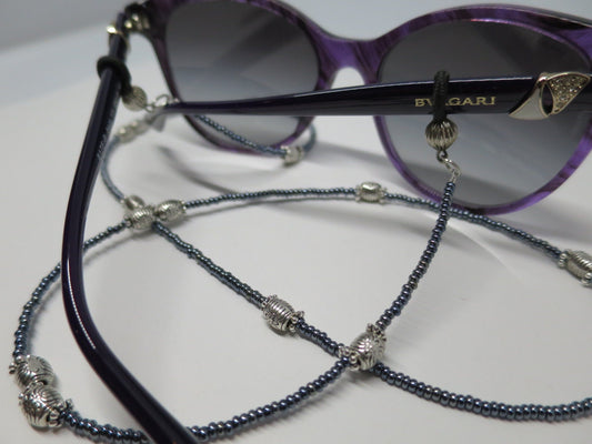 Eyeglass chain, metallic black and silver