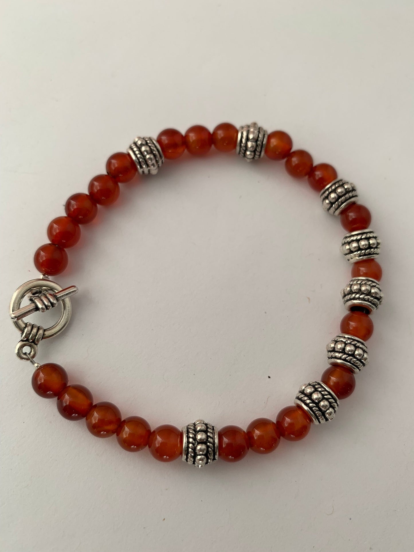 Carnelian agate and silver bracelet