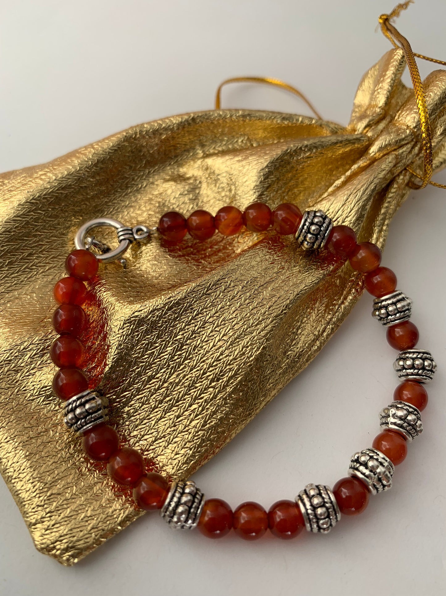 Carnelian agate and silver bracelet