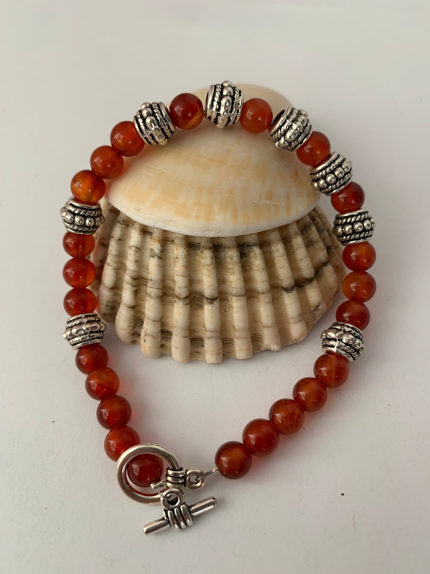 Carnelian agate and silver bracelet