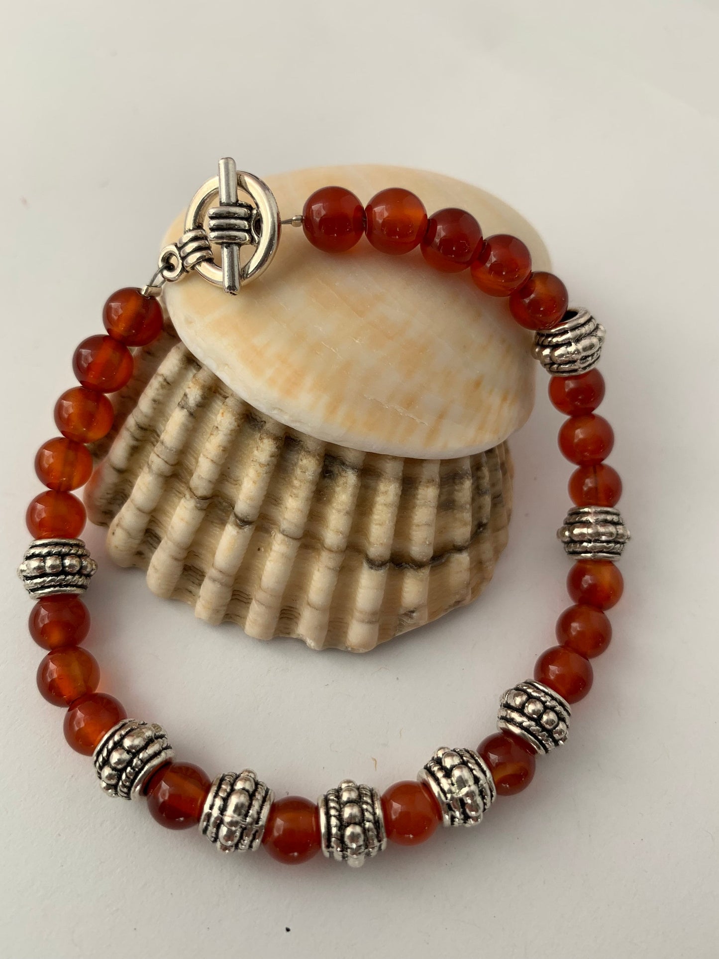 Carnelian agate and silver bracelet