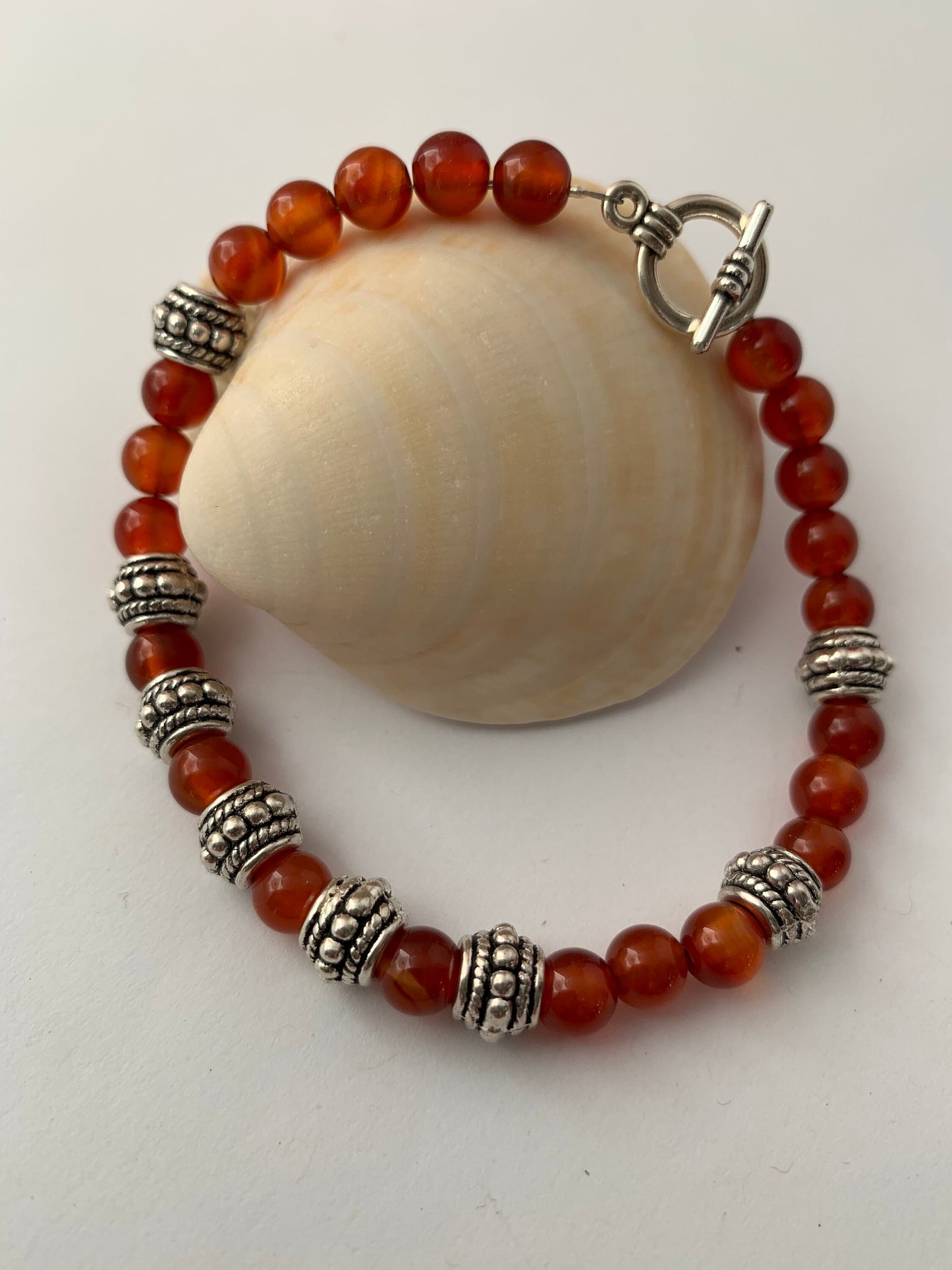 Carnelian agate and silver bracelet