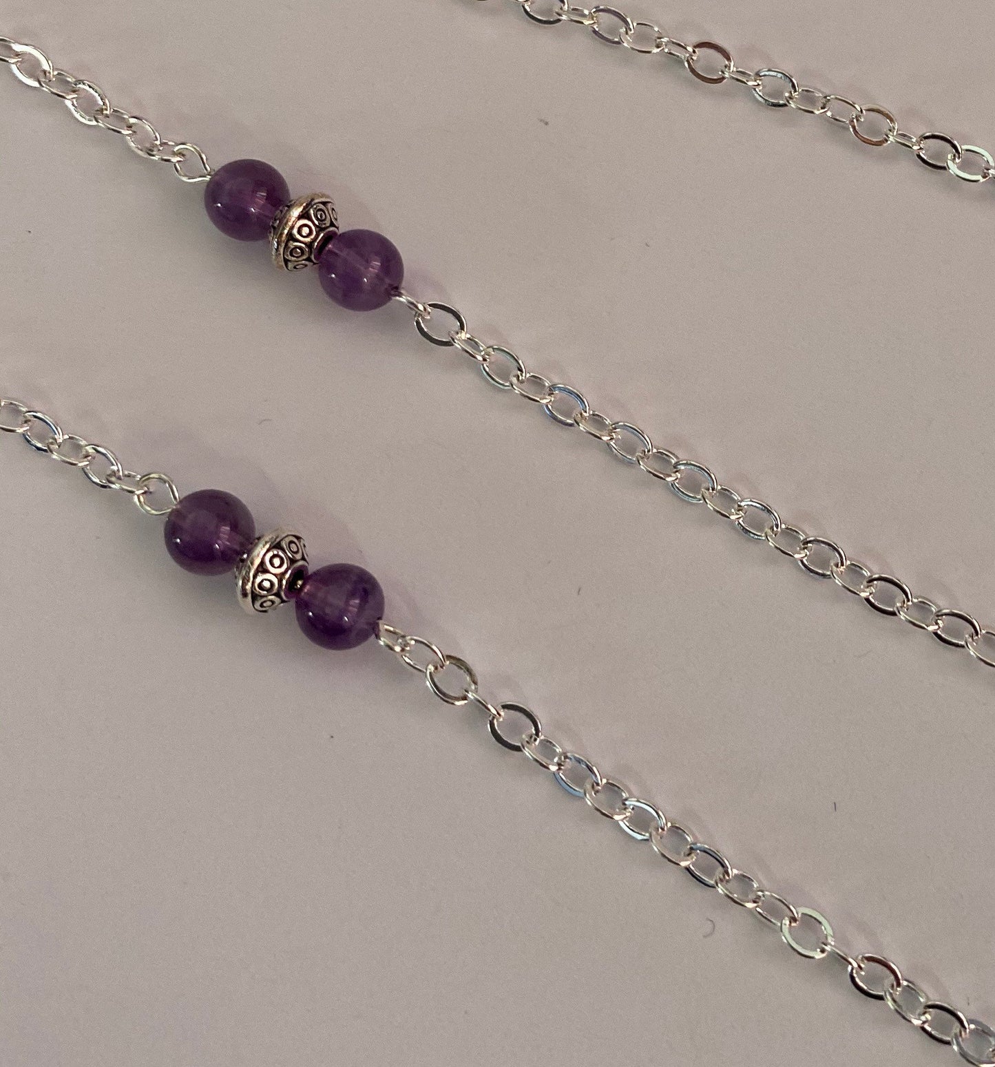 Silver eyeglass chain with amethysts