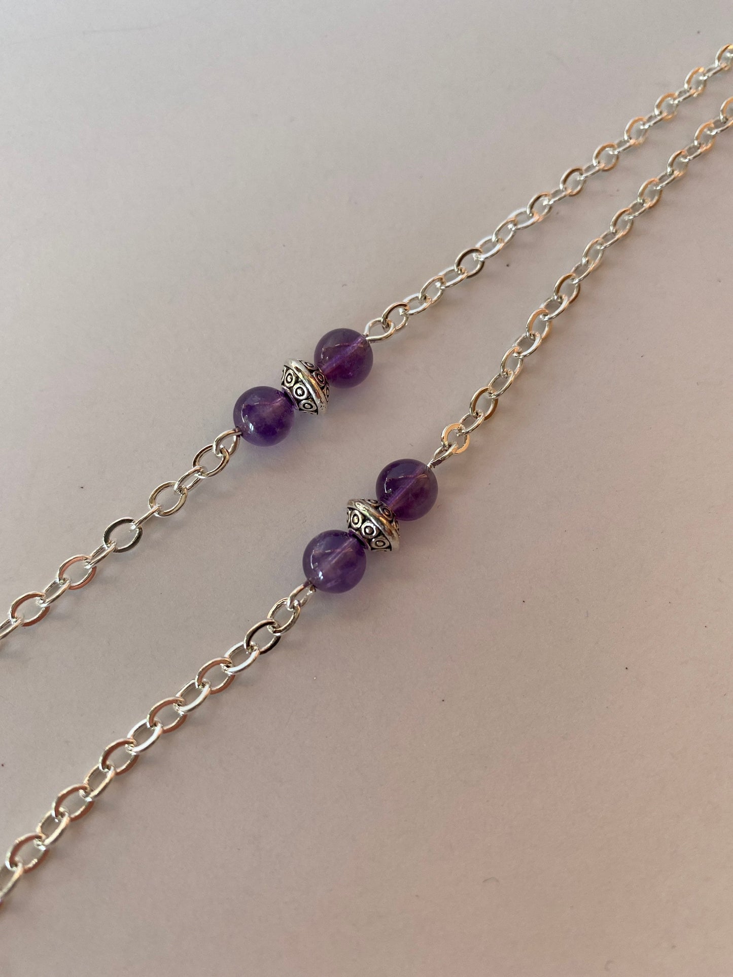 Silver eyeglass chain with amethysts