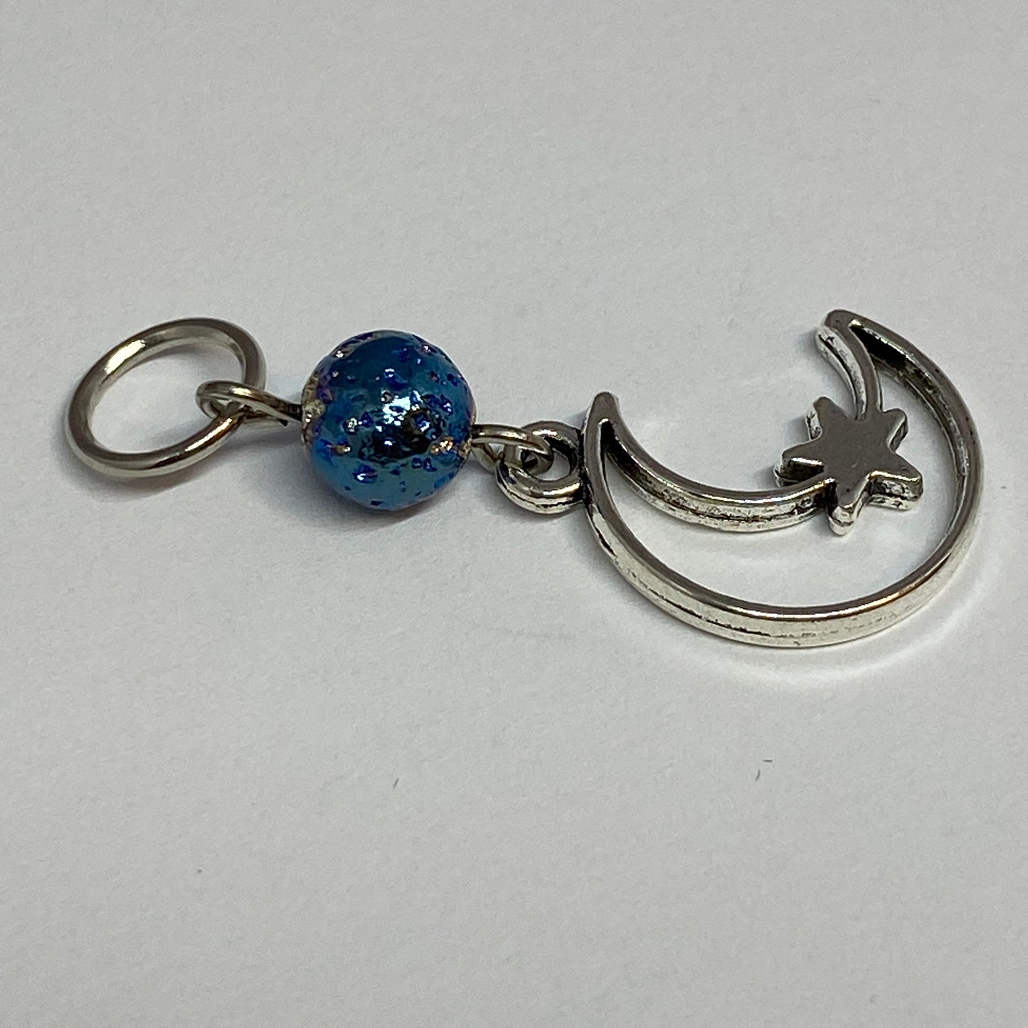 Moon and star celestial stitch markers