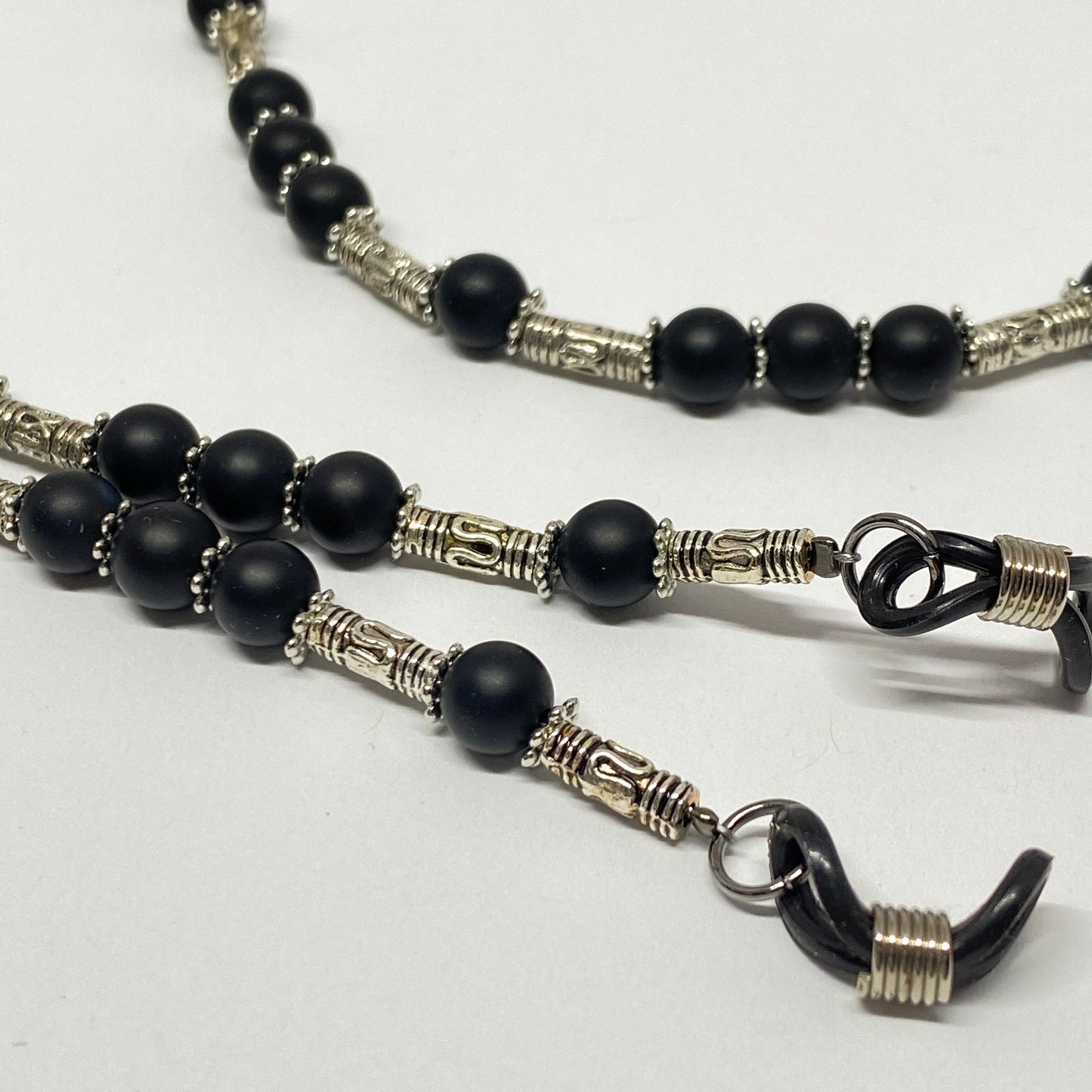 Onyx eyeglass chain