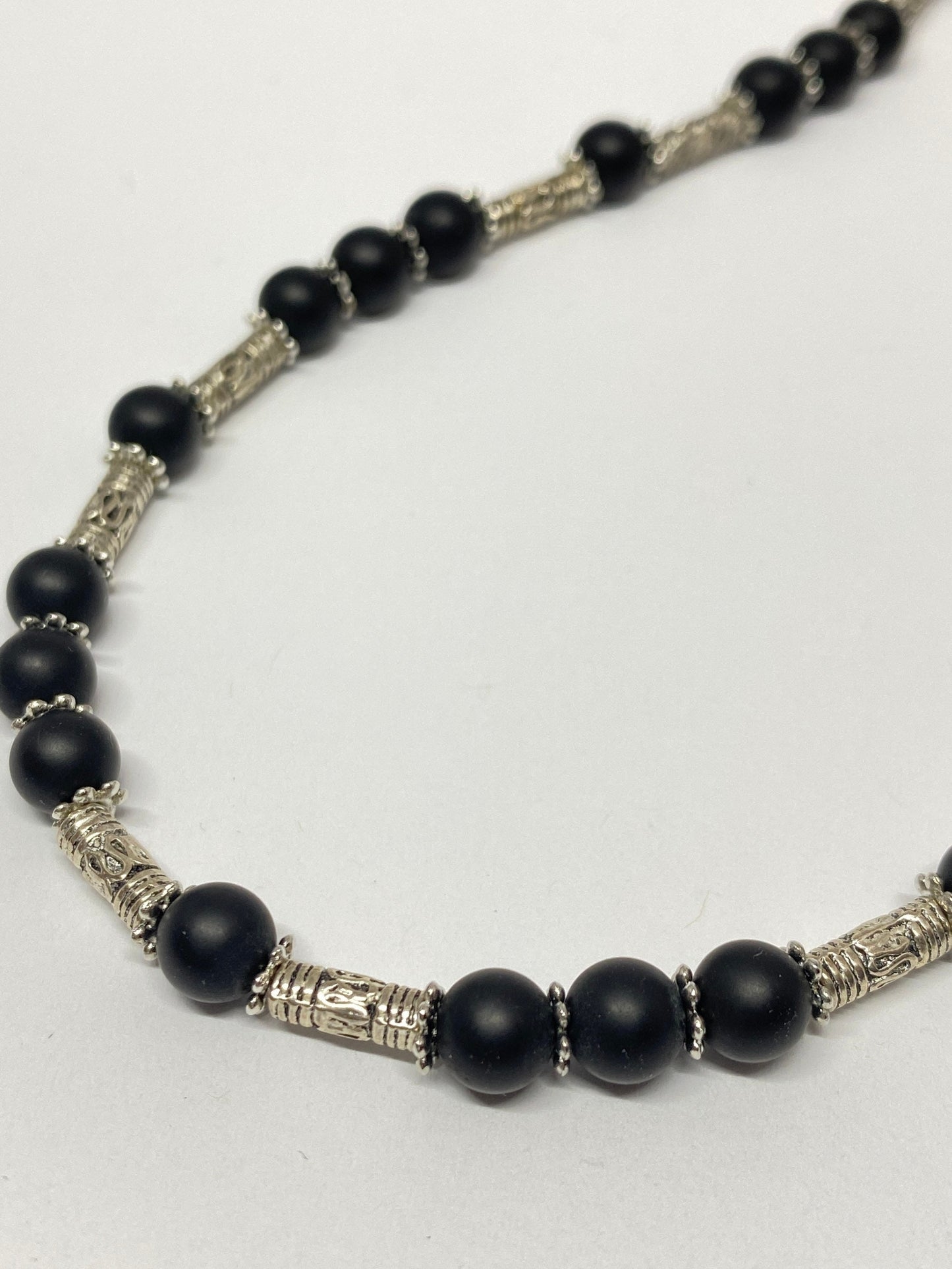 Onyx eyeglass chain
